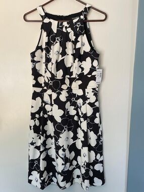 Roz & Ali Black and White Floral Halter Midi Dress